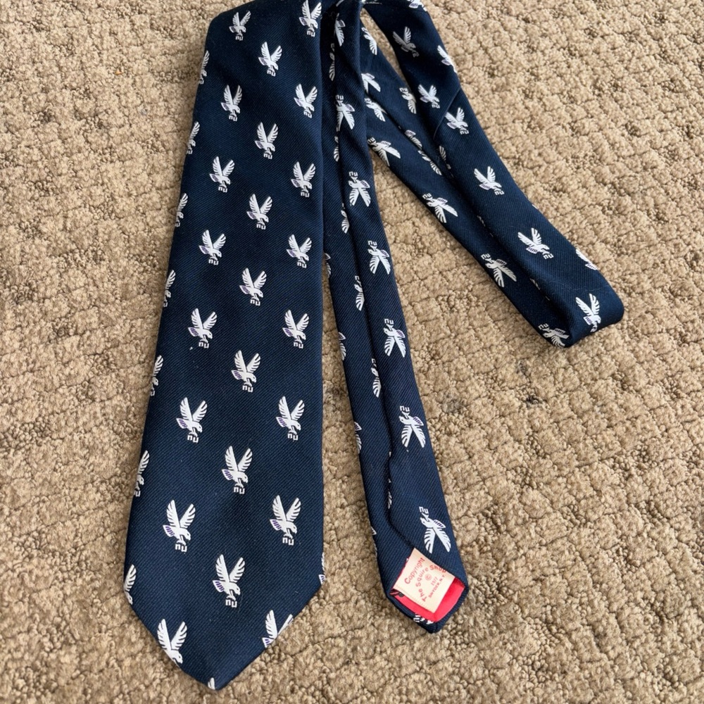 Men's vintage made in USA neck tie navy blue eagles polyester and silk